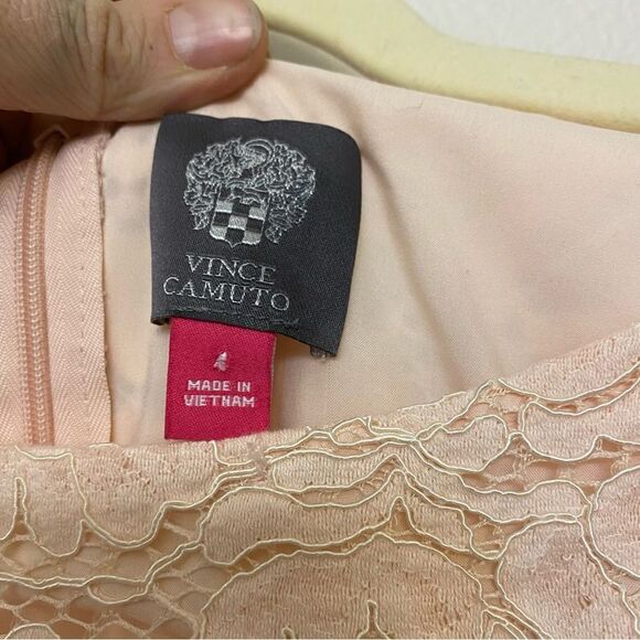 Vince Comuto blush Pink Lace Mini Dress bell sleeves scalloped scoop boat neck 4 - Picture 4 of 11